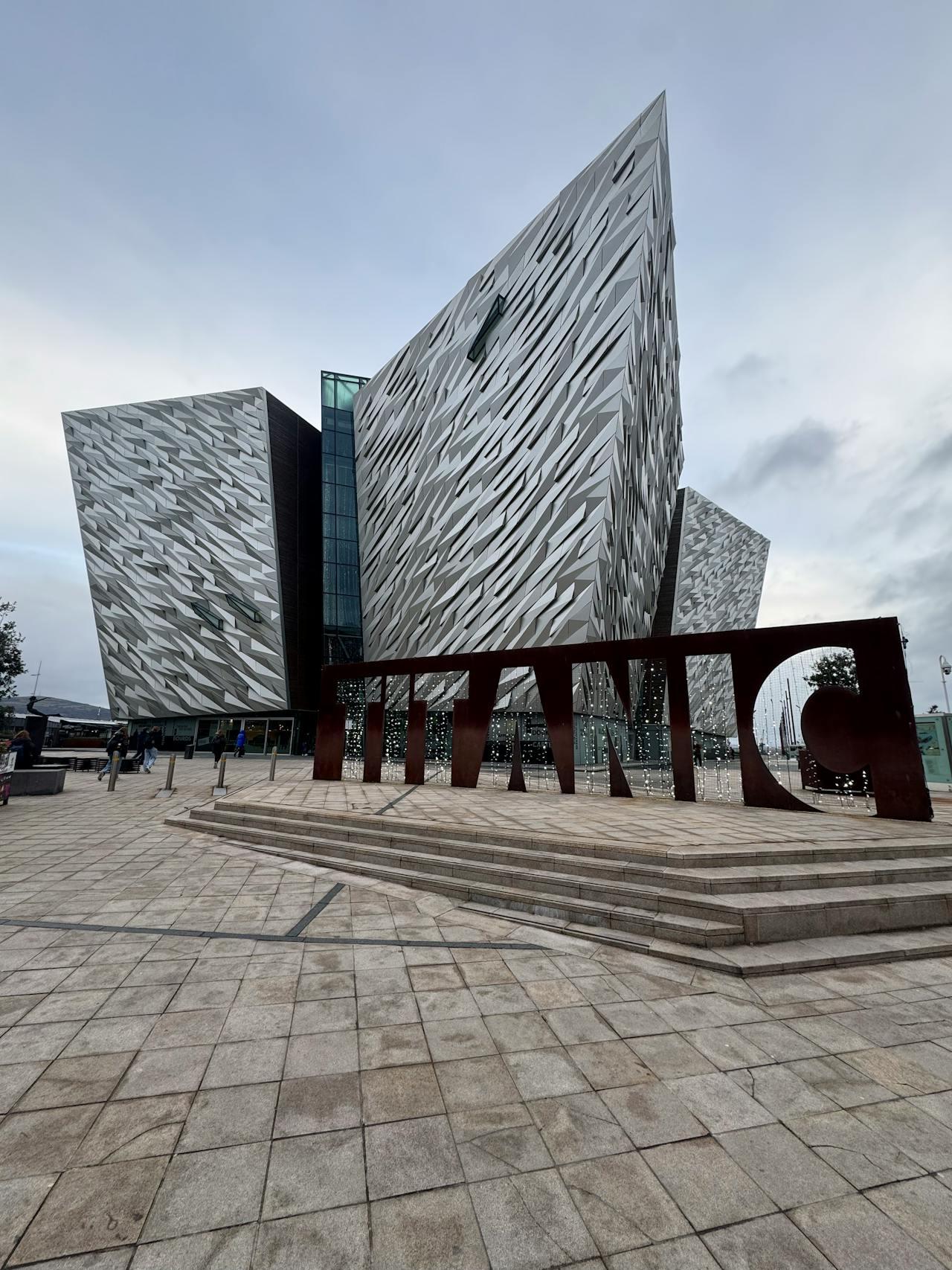 Luxury Irish Tours | Titanic Museum Belfast Ireland | Desktop