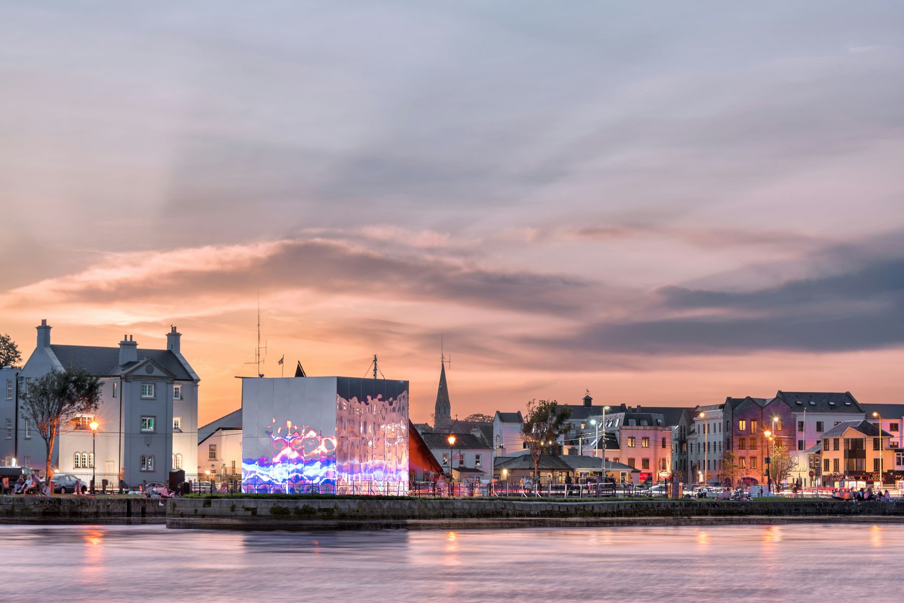 Luxury Irish Tours | Galway Spanish Arch | Desktop