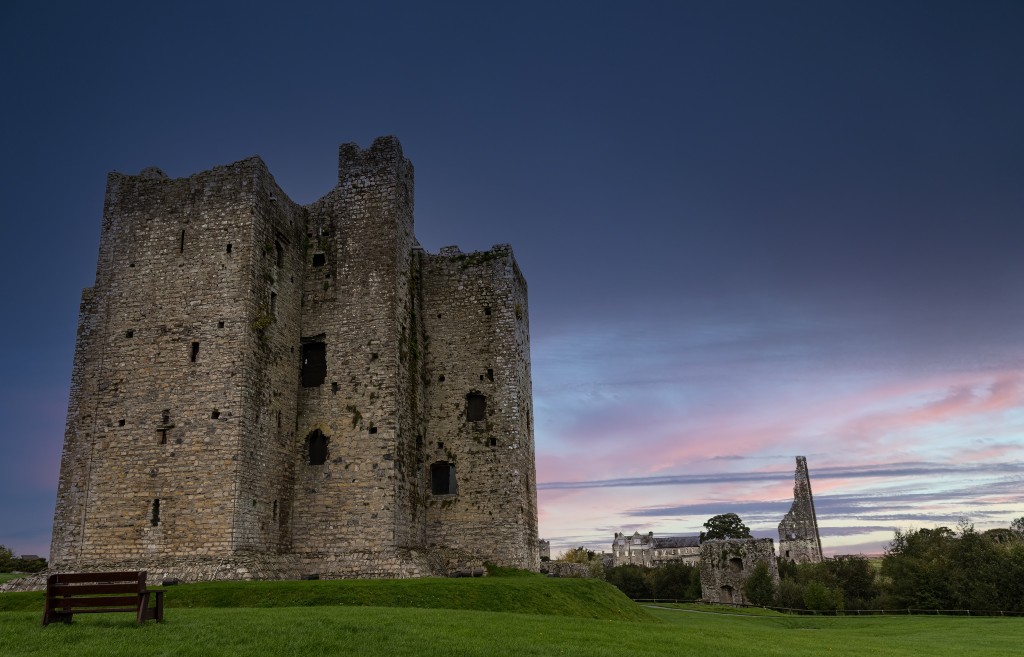 Luxury Irish Tours | Trim Castle Ireland | Desktop