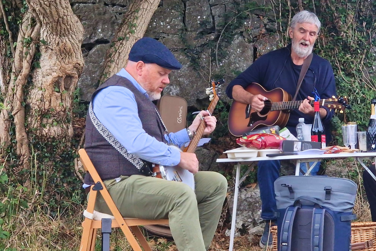 Musicians Outside Cratloe Moyle Castle